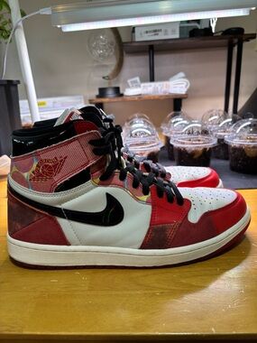 NIKE AIR JORDAN HIGH OG ‘SPIDER-MAN ACROSS THE SPIDER VERSE.